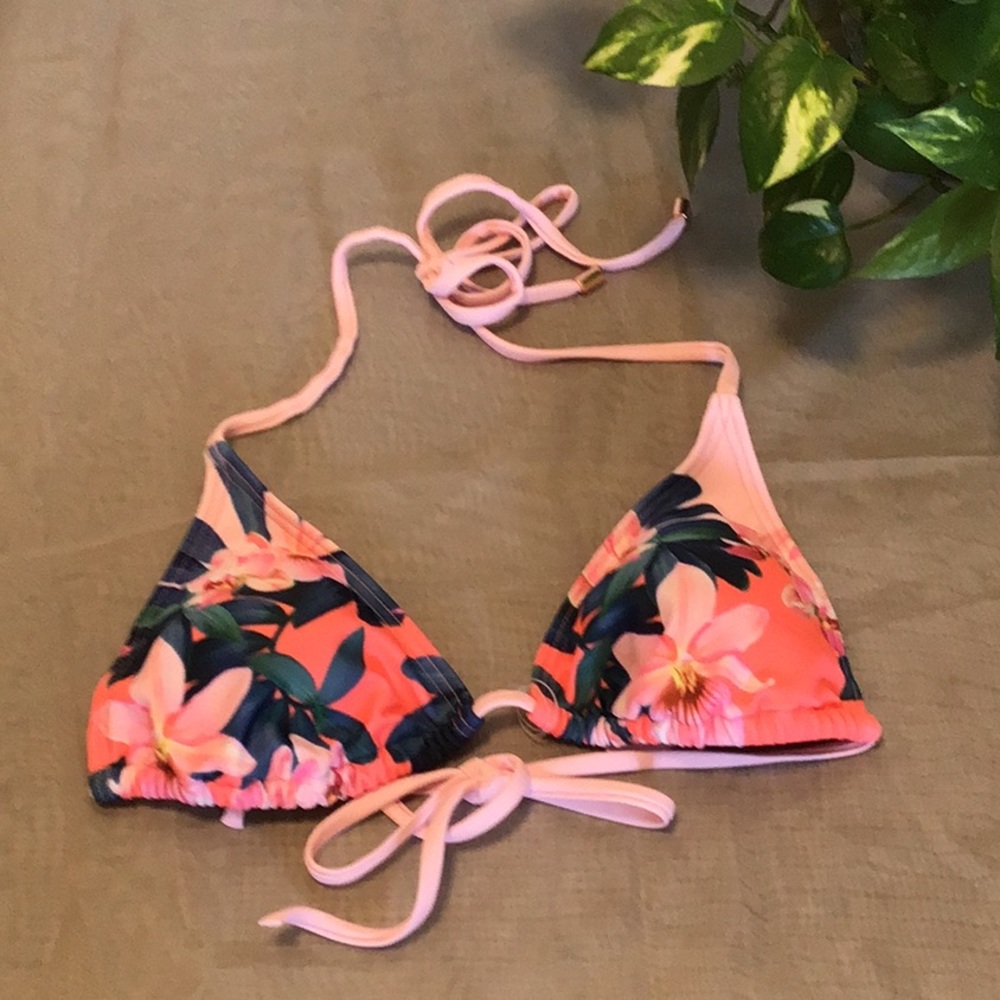 NWT Ted Baker Bikini top 🛍